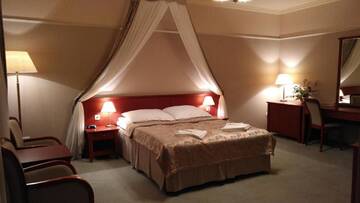 Фото номера Апартаменты Отель Hotel Umina г. Чорштын 3