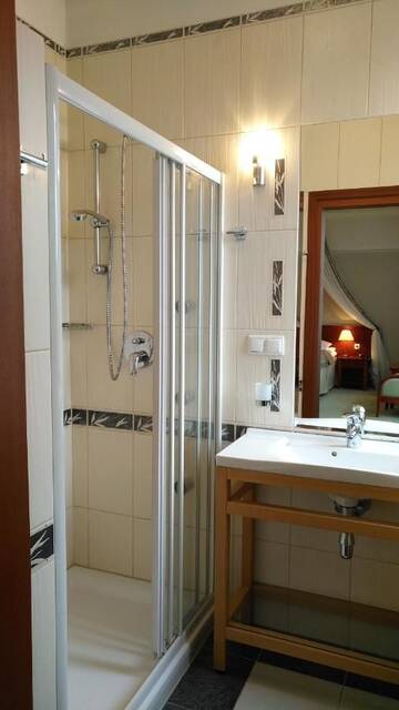 Фото номера Апартаменты Отель Hotel Umina г. Чорштын 5